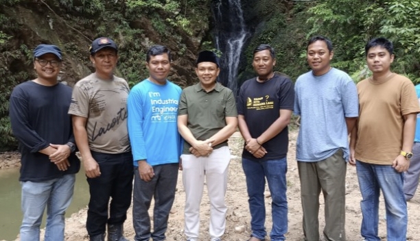 Galeri Air Terjun Komapodahu