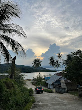 Galeri Anggalo Beach Waworaha